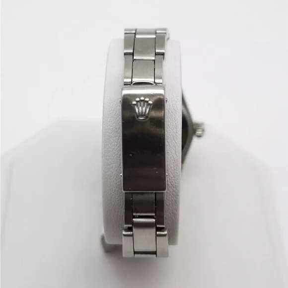 Authentic and genuine ROLEX with all genuine EMERALDS and DIAMONDS surrounding. - Picture 4 of 8